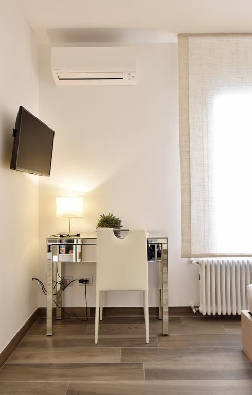 Andrea Luxury Apartments - D'Azeglio Bologna Kültér fotó