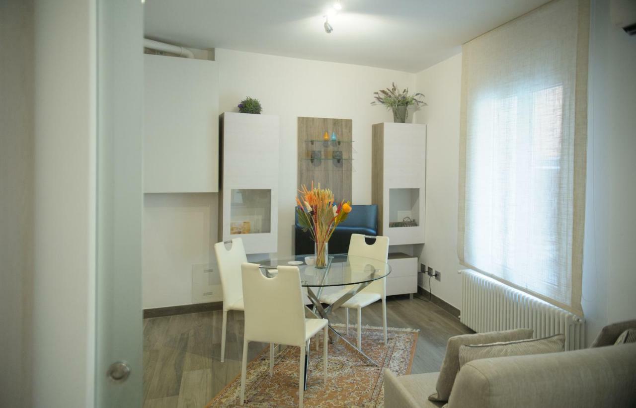 Andrea Luxury Apartments - D'Azeglio Bologna Kültér fotó